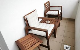 City Centre Studio With A Balcony And Free Parking